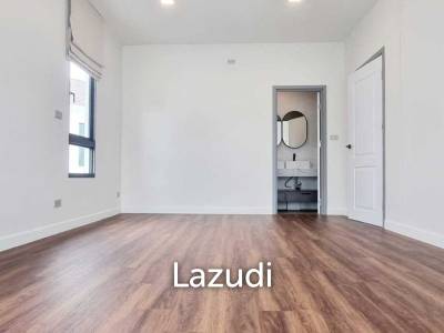 3 Bedrooms 4 Bathrooms 220 SQ.M. Spring Valley