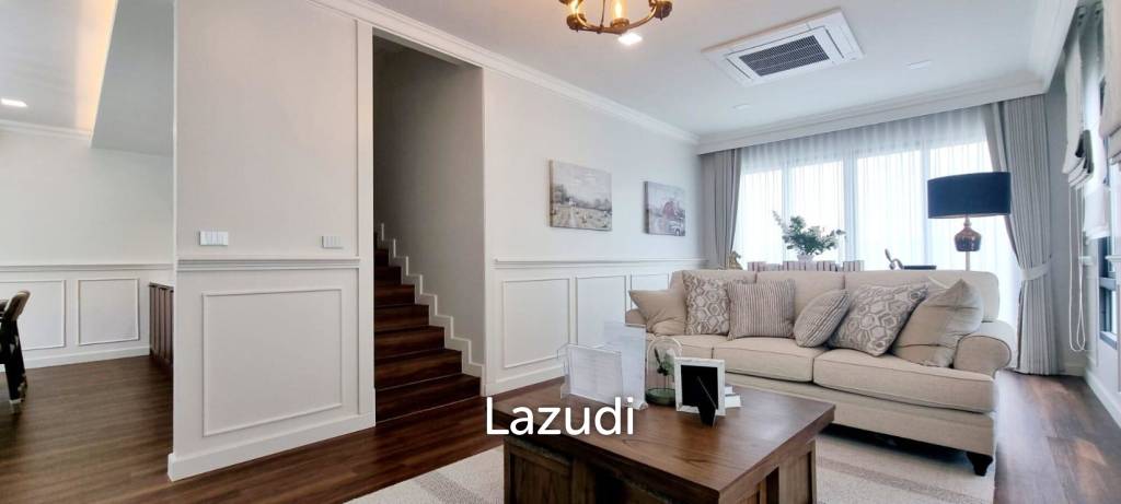 3 Bedrooms 4 Bathrooms 220 SQ.M. Spring Valley