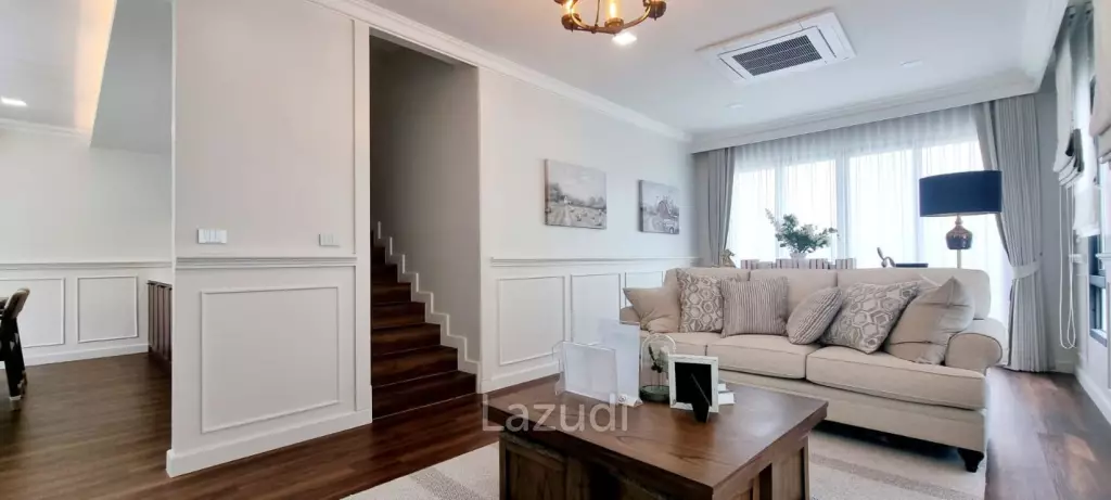 3 Bedrooms 4 Bathrooms 220 SQ.M. Spring Valley