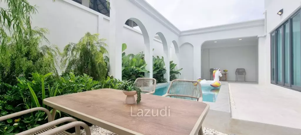 3 Bedrooms 4 Bathrooms 220 SQ.M. Spring Valley