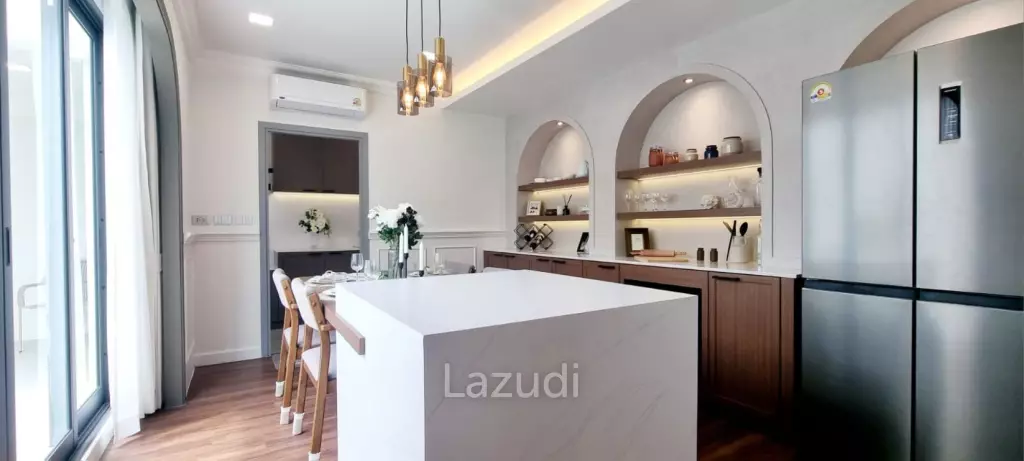 3 Bedrooms 4 Bathrooms 220 SQ.M. Spring Valley
