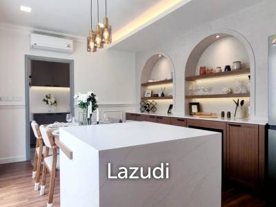 3 Bedrooms 4 Bathrooms 220 SQ.M. Spring Valley