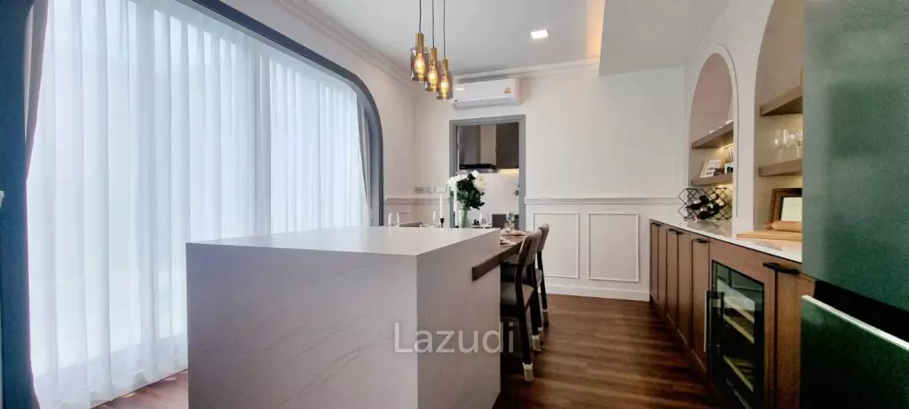 3 Bedrooms 4 Bathrooms 220 SQ.M. Spring Valley