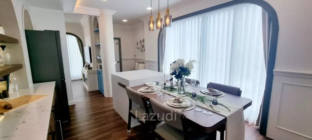 3 Bedrooms 4 Bathrooms 220 SQ.M. Spring Valley