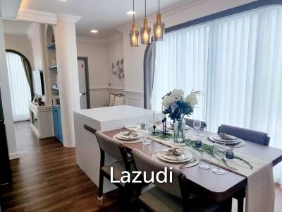 3 Bedrooms 4 Bathrooms 220 SQ.M. Spring Valley