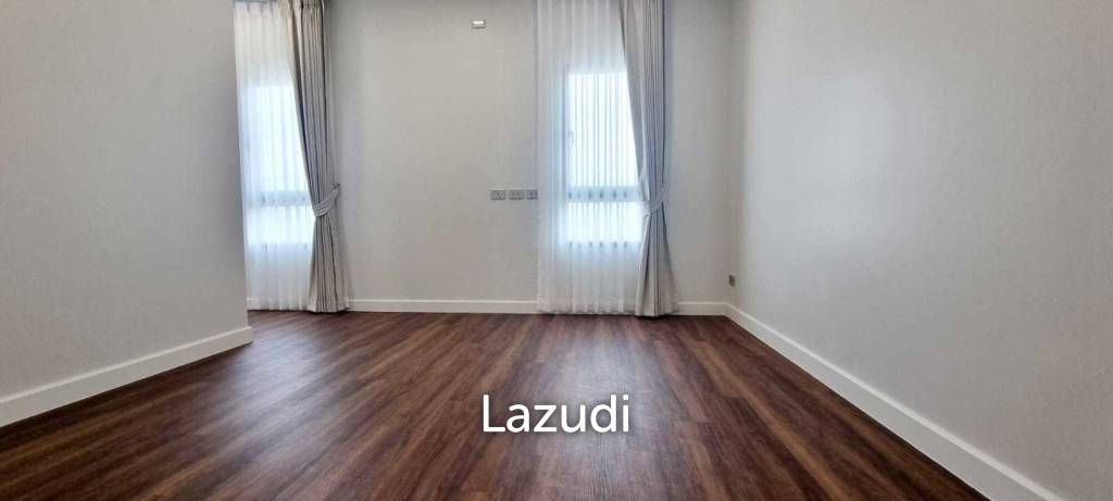 3 Bedrooms 4 Bathrooms 220 SQ.M. Spring Valley