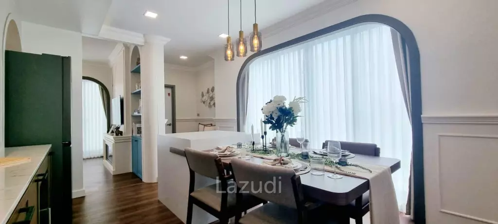 3 Bedrooms 4 Bathrooms 220 SQ.M. Spring Valley