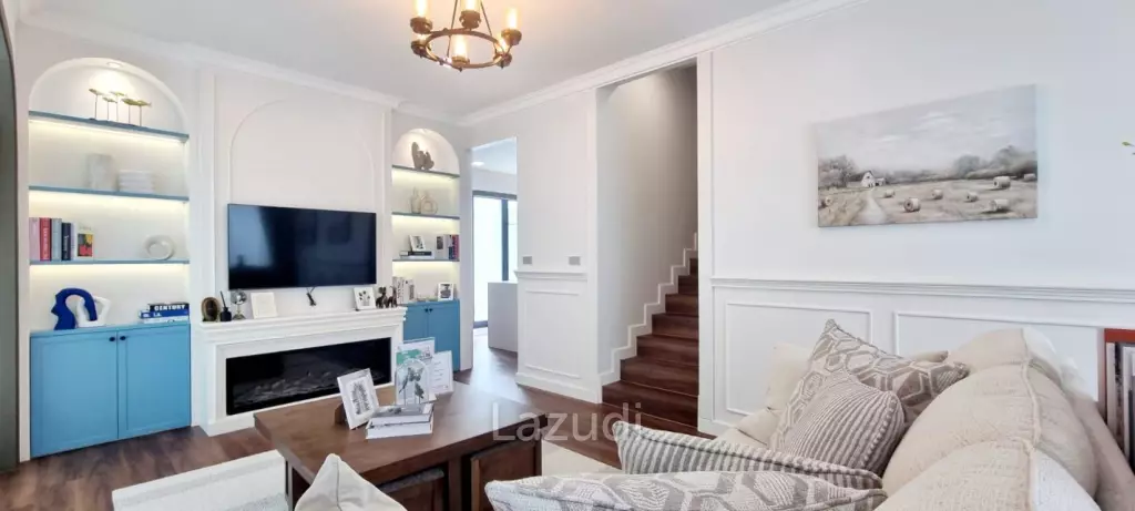 3 Bedrooms 4 Bathrooms 220 SQ.M. Spring Valley