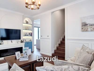 3 Bedrooms 4 Bathrooms 220 SQ.M. Spring Valley