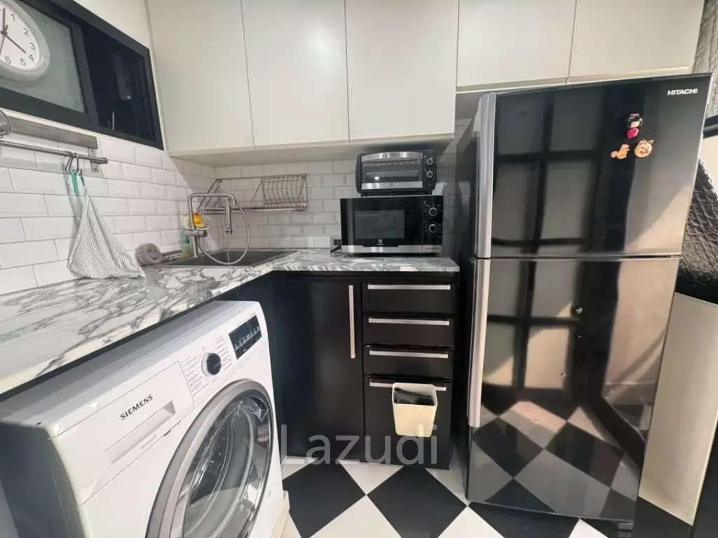 Studio 1 Bath 30 SQ.M  Condo One Sathorn