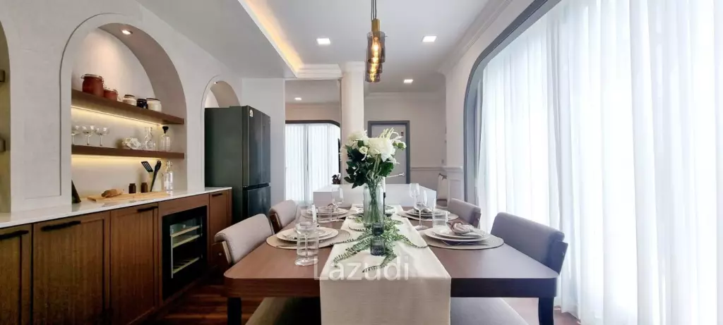 3 Bedrooms 4 Bathrooms  220 SQ.M. Spring Valley