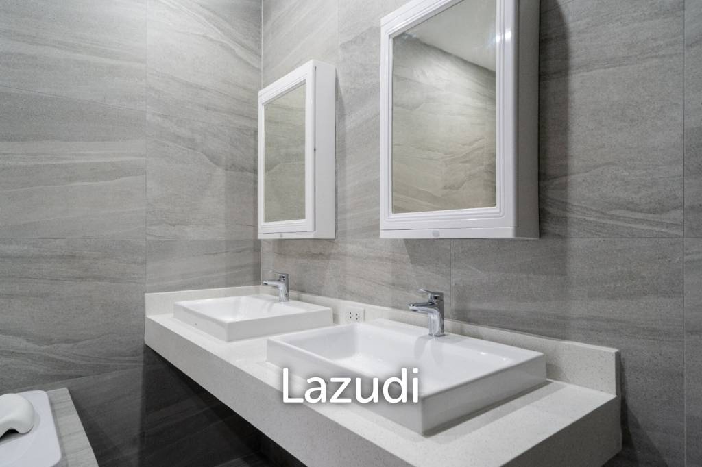 Investment opportunity in this 3-bed Modern Villa, Phuket