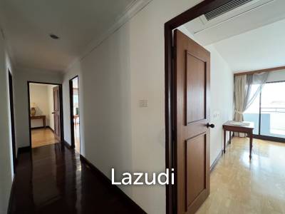 4 Bedroom 4 bedroom Condo 272 Sq.m. at Liang Garden