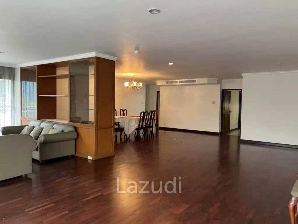 4 Bedroom 4 bedroom Condo 272 Sq.m. at Liang Garden