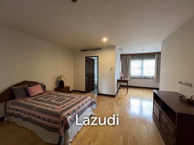 4 Bedroom 4 bedroom Condo 272 Sq.m. at Liang Garden