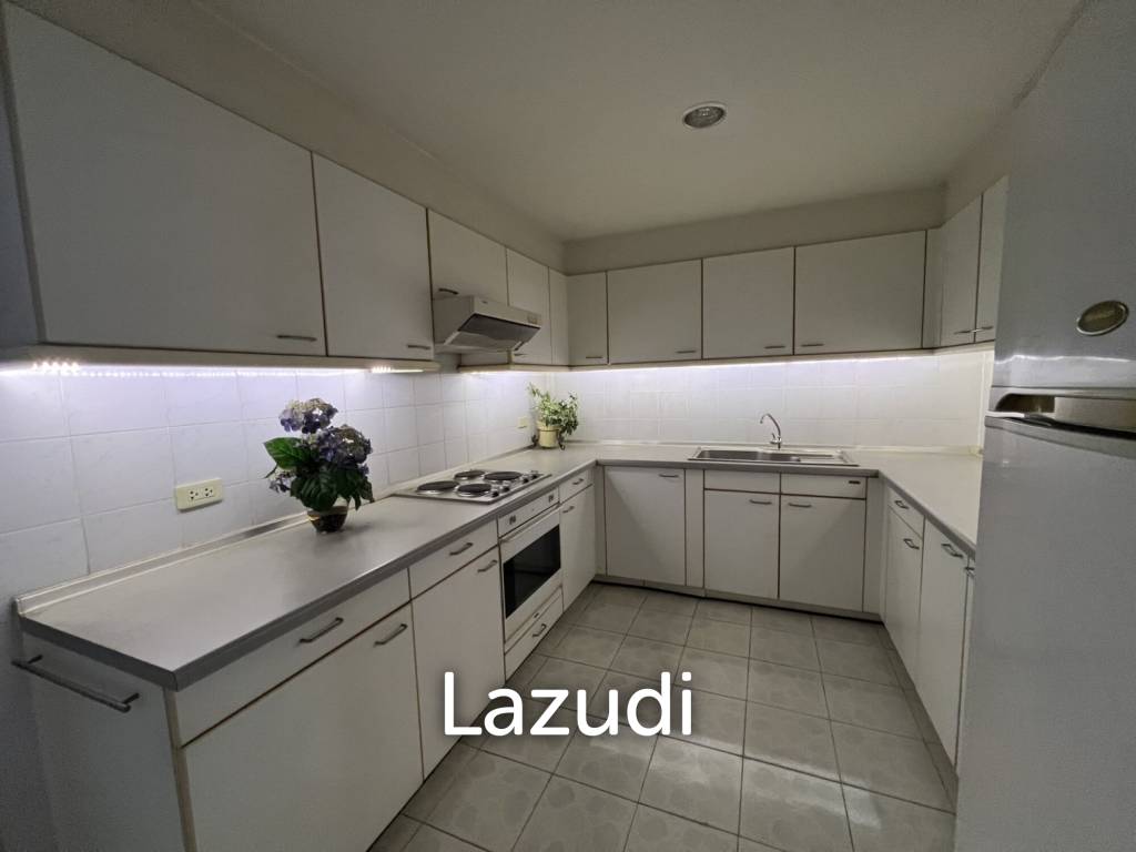 4 Bedroom 4 bedroom Condo 272 Sq.m. at Liang Garden