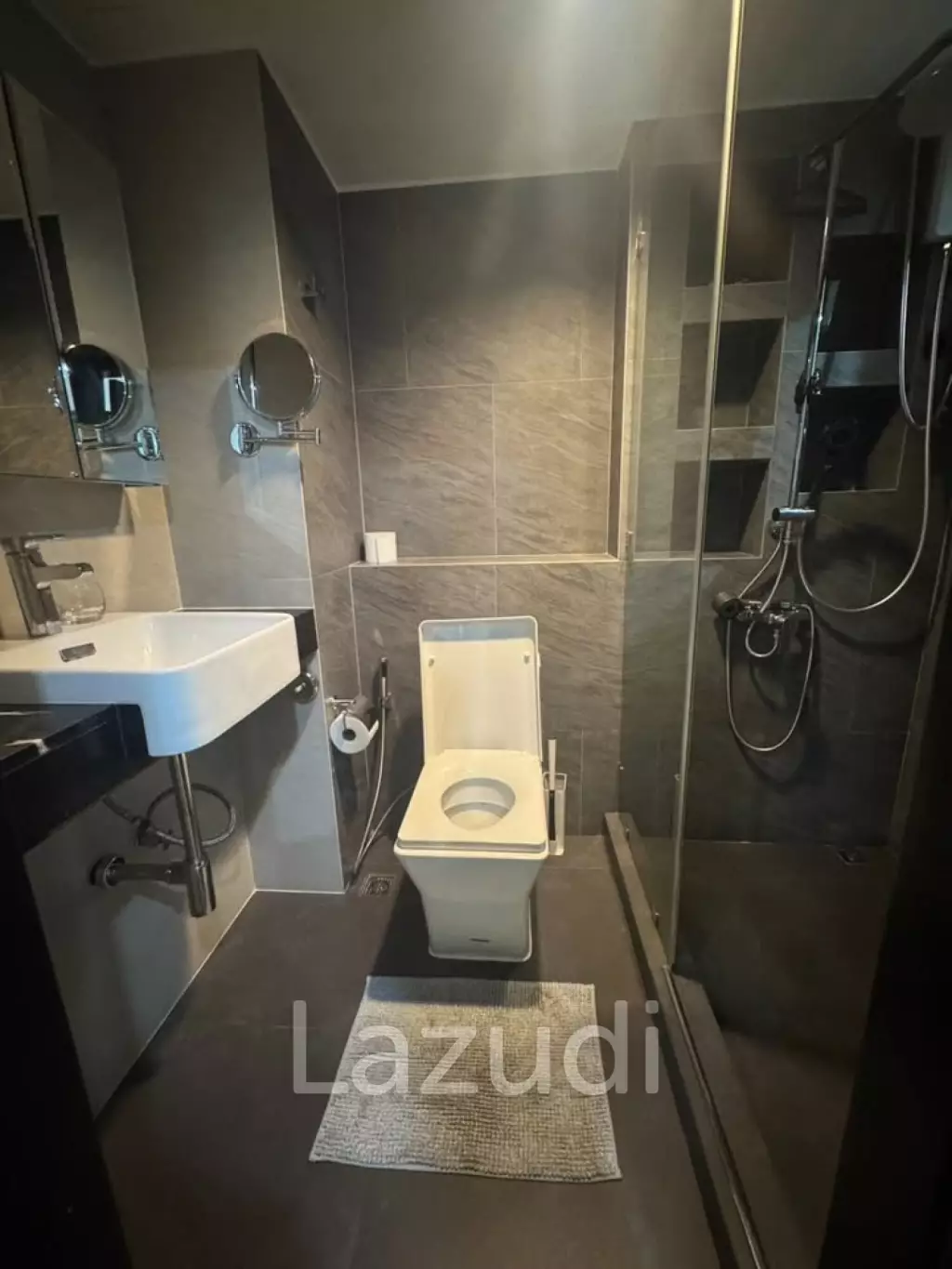 4 Bed 6 Bath 323 SQ.M Lumpini Place