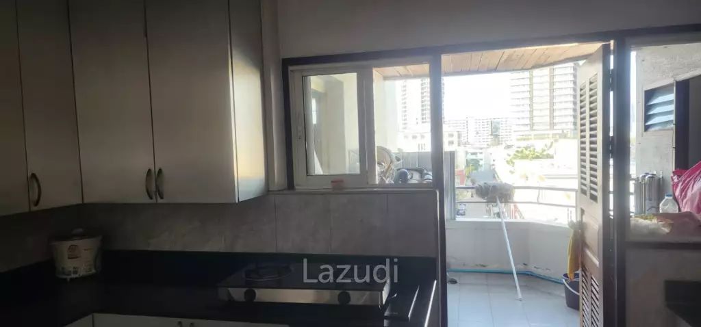 4 Bed 6 Bath 323 SQ.M Lumpini Place
