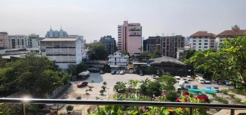 4 Bed 6 Bath 323 SQ.M Lumpini Place