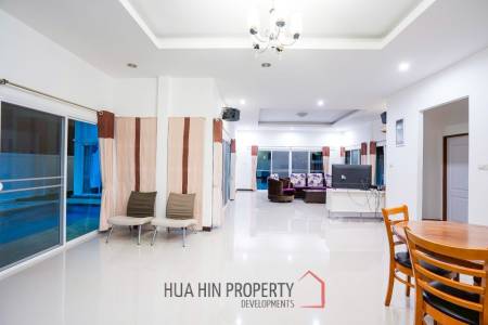 3 BED LOVELY VILLA WITH PRIVATE POOL IN HIN LEK FAI