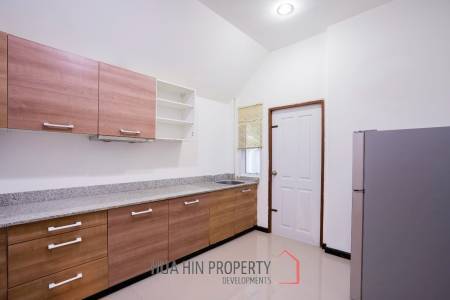 3 BED LOVELY VILLA WITH PRIVATE POOL IN HIN LEK FAI