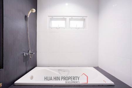 3 BED LOVELY VILLA WITH PRIVATE POOL IN HIN LEK FAI