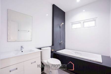 3 BED LOVELY VILLA WITH PRIVATE POOL IN HIN LEK FAI
