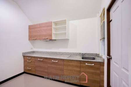 3 BED LOVELY VILLA WITH PRIVATE POOL IN HIN LEK FAI