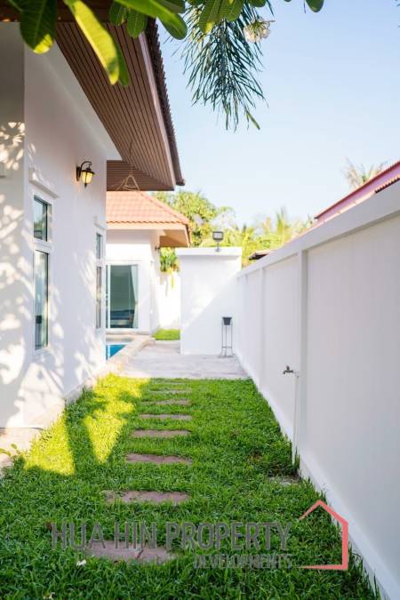 3 BED LOVELY VILLA WITH PRIVATE POOL IN HIN LEK FAI