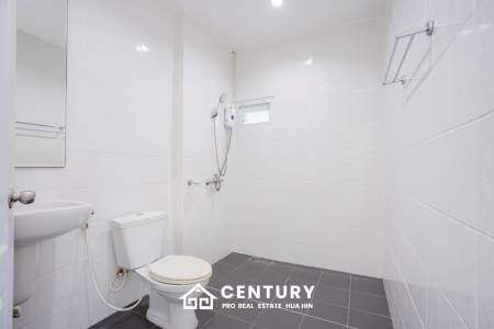 3 BED LOVELY VILLA WITH PRIVATE POOL IN HIN LEK FAI