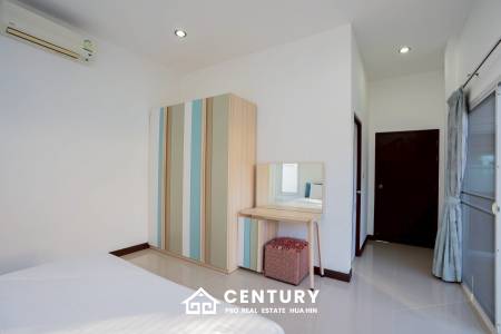 3 BED LOVELY VILLA WITH PRIVATE POOL IN HIN LEK FAI