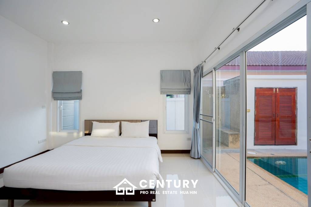 3 BED LOVELY VILLA WITH PRIVATE POOL IN HIN LEK FAI