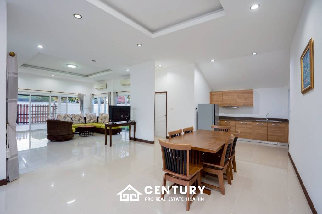 3 BED LOVELY VILLA WITH PRIVATE POOL IN HIN LEK FAI