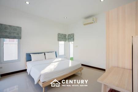 3 BED LOVELY VILLA WITH PRIVATE POOL IN HIN LEK FAI