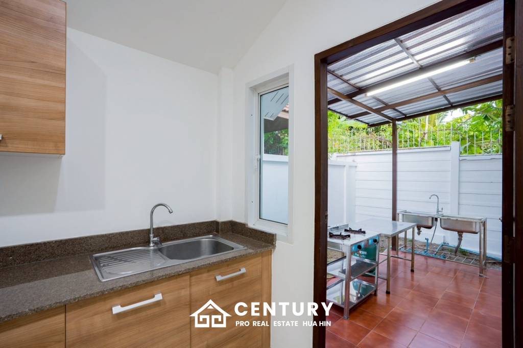 3 BED LOVELY VILLA WITH PRIVATE POOL IN HIN LEK FAI