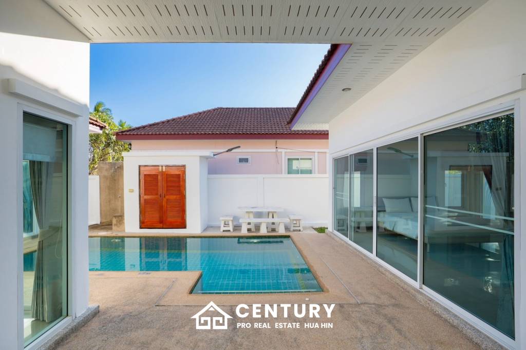 3 BED LOVELY VILLA WITH PRIVATE POOL IN HIN LEK FAI