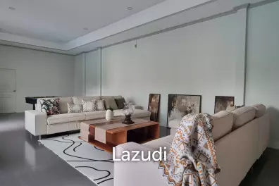 5 Beds 4 Baths 650 SQ.M. Villa Near Mabprachan Lake