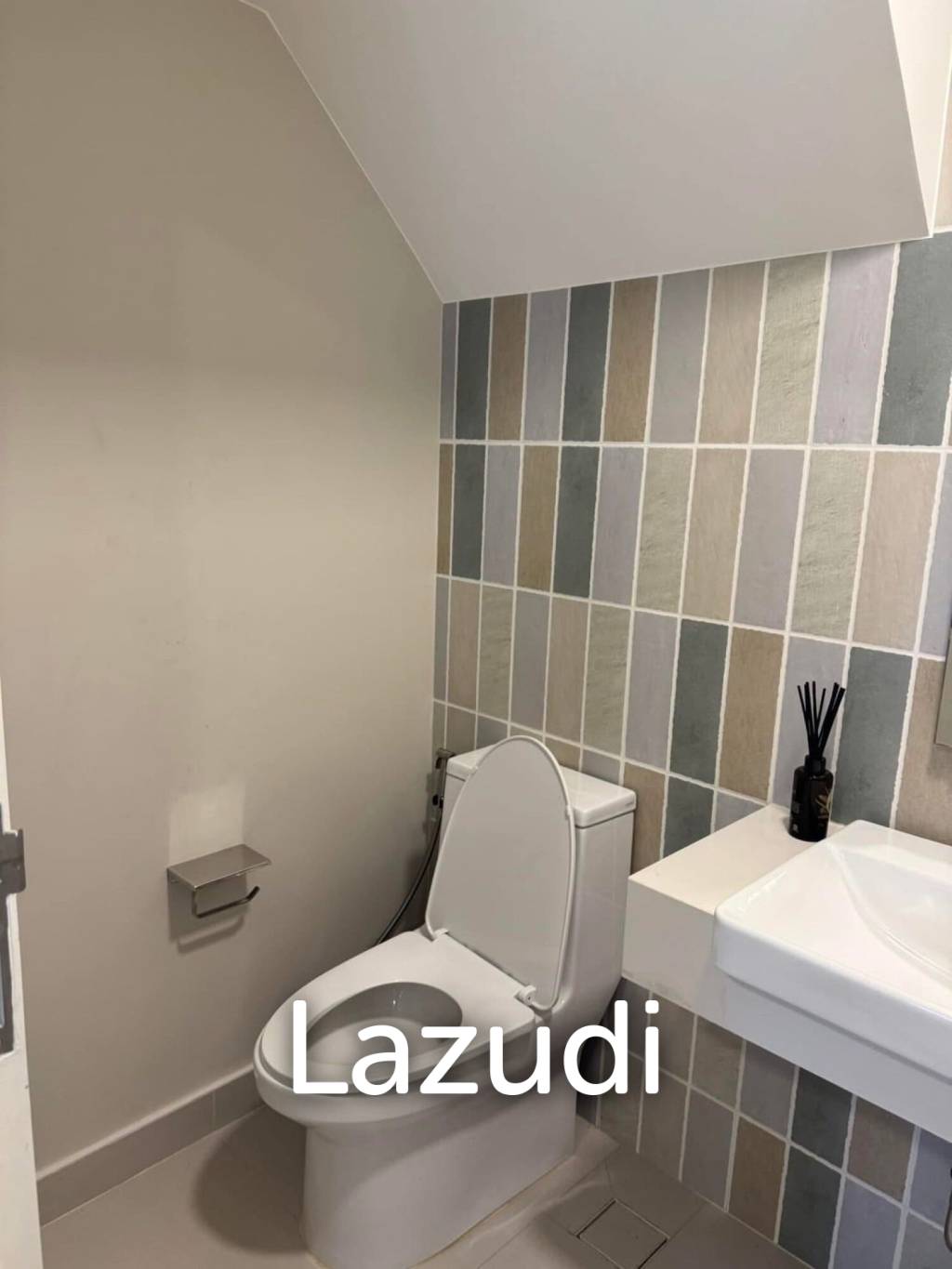 3 Beds 3 Baths 122 SQ.M Townhouse Indy 5 bangna Km7