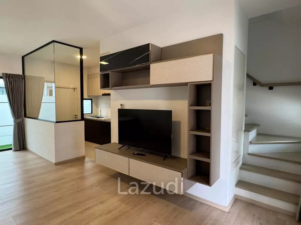 3 Beds 3 Baths 122 SQ.M Townhouse Indy 5 bangna Km7