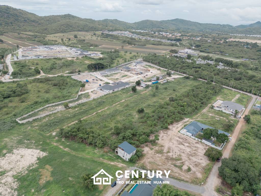 7000 sqm divided in 24 plots close to Pineapple Valley Golf