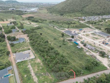 7000 sqm divided in 24 plots close to Pineapple Valley Golf
