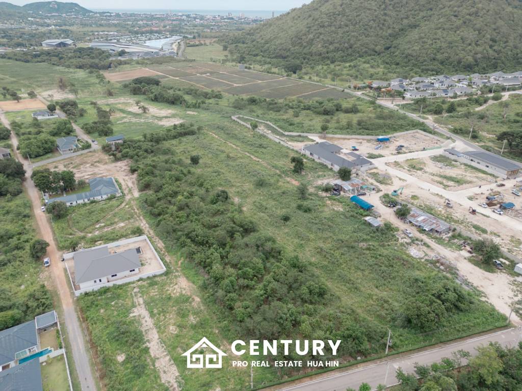 7000 sqm divided in 24 plots close to Pineapple Valley Golf