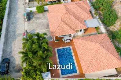 4 Bed Lovely Villa  Good Value  pool villa on end corner plot
