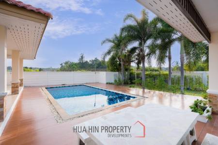 4 Bed Lovely Villa  Good Value  pool villa on end corner plot