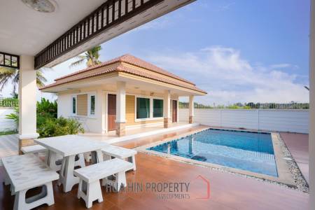 4 Bed Lovely Villa  Good Value  pool villa on end corner plot