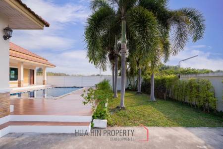 4 Bed Lovely Villa  Good Value  pool villa on end corner plot