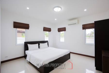 4 Bed Lovely Villa  Good Value  pool villa on end corner plot