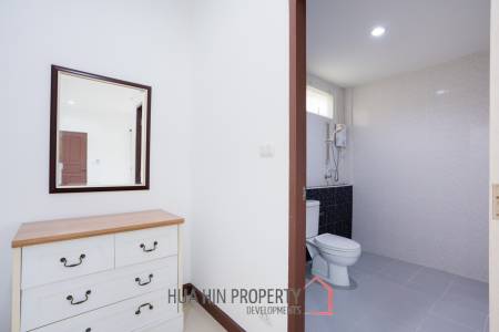 4 Bed Lovely Villa  Good Value  pool villa on end corner plot