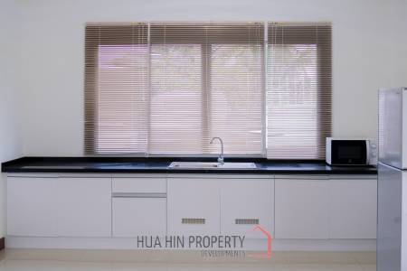 4 Bed Lovely Villa  Good Value  pool villa on end corner plot