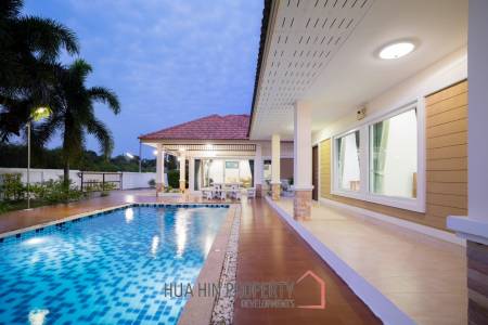 4 Bed Lovely Villa  Good Value  pool villa on end corner plot